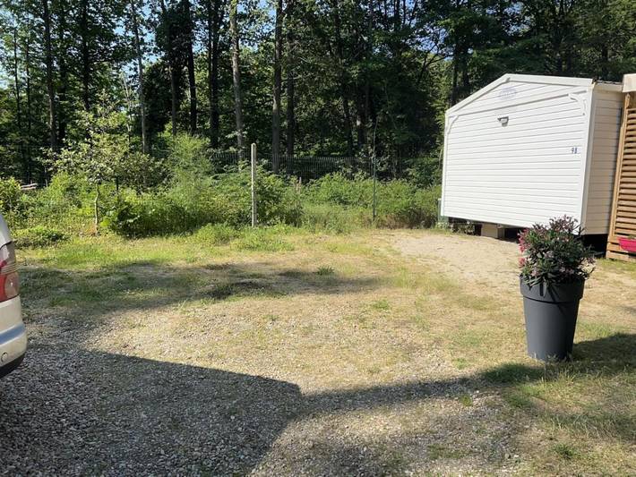 Camping pour 6 personnes, avec terrasse et piscine ainsi que jardin et vue dans Essonne - 3