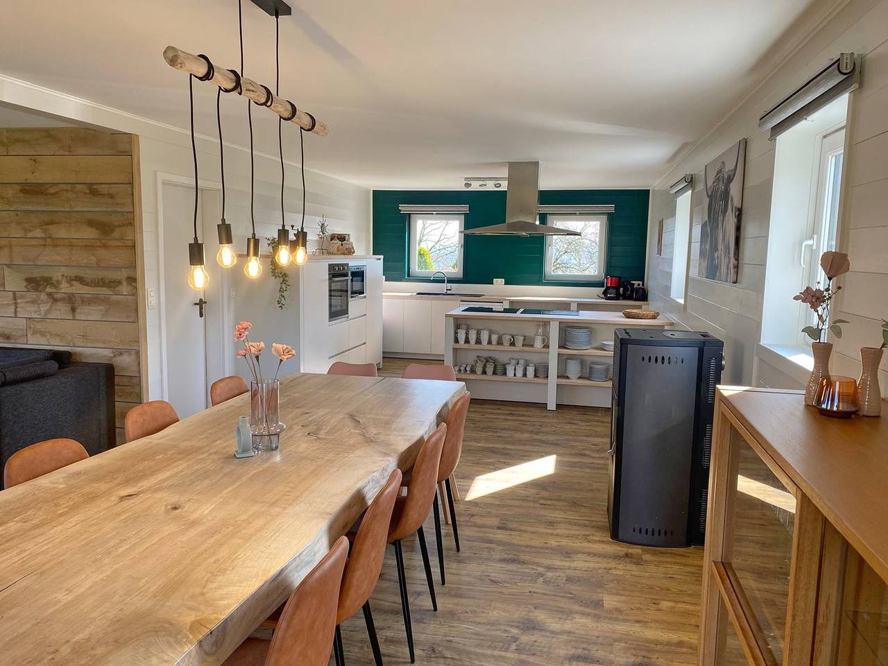 Holiday cottage with spacious garden for 12 people with wellness and pool table in the Ard in Grandhan, Durbuy