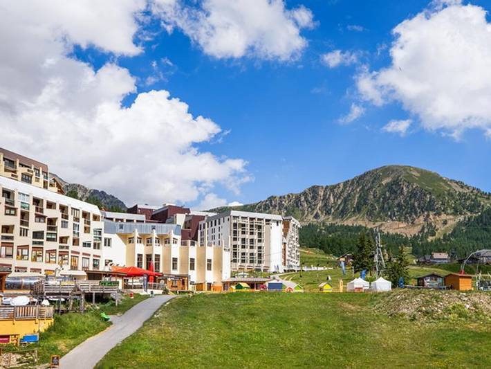 Camping pour 4 personnes, avec sauna, animaux acceptés dans le Parc national du Mercantour