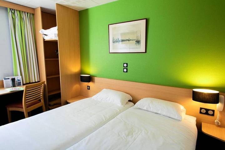 Hôtel pour 3 personnes, avec Terrasse dans Abbaye Saint Michel