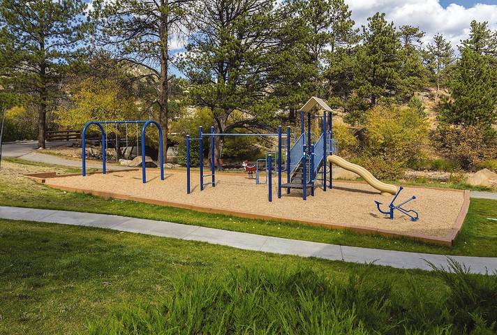 Hotel for 2 people, with hot tub and pool in Estes Park