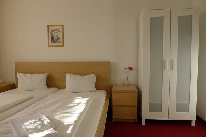 Ferienwohnung für 2 Personen, mit Terrasse und Garten sowie Seeblick am Ossiacher See - 2