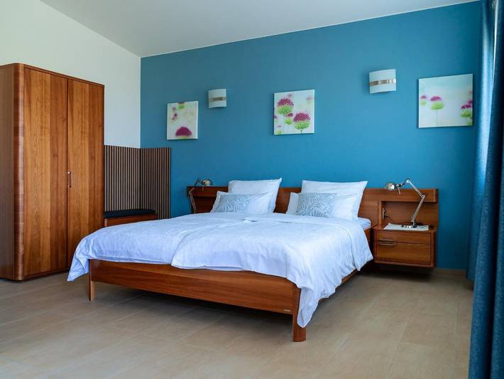 Doppelzimmer, Dusche, Wc, ruhig in Hambach (Neustadt), Neustadt an der Weinstraße