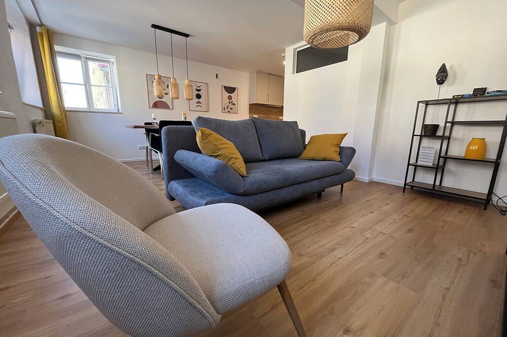 Ganze Wohnung, Traumhafte Wohnung direkt im Stadtkern Oettingens by Elation Homes in Oettingen i.Bay., Bayerisch Schwaben
