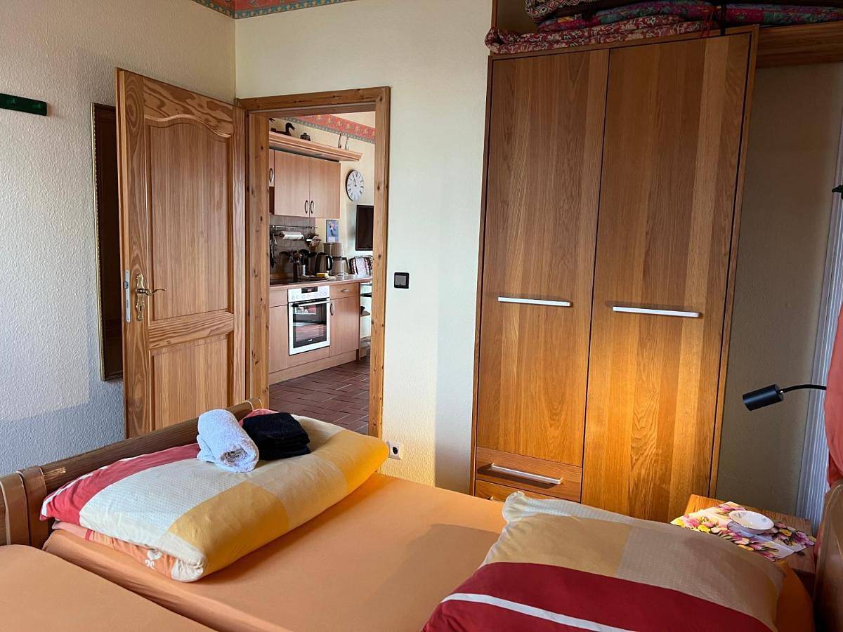 Ganze Wohnung, Ferienapartment Henriettenhof mit Kamin, Terrasse und Sauna, ruhig für 2 Personen in Crussow, Angermünde