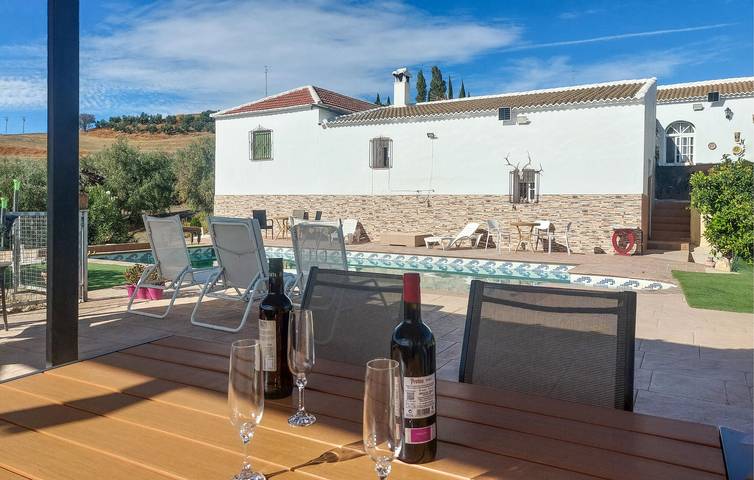 Maison de vacances pour 10 personnes, avec Terrasse ainsi que Jardin et Piscine à Ronda