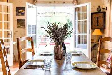 Location De Vacances pour 8 Personnes dans Clansayes, Région de nyons, Photo 4