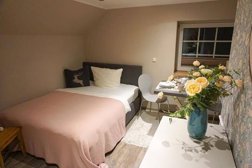 Ganze Wohnung, Tolle Ferienwohnung Burghaus 3 für bis zu 2 Personen in Grimersum, Krummhörn