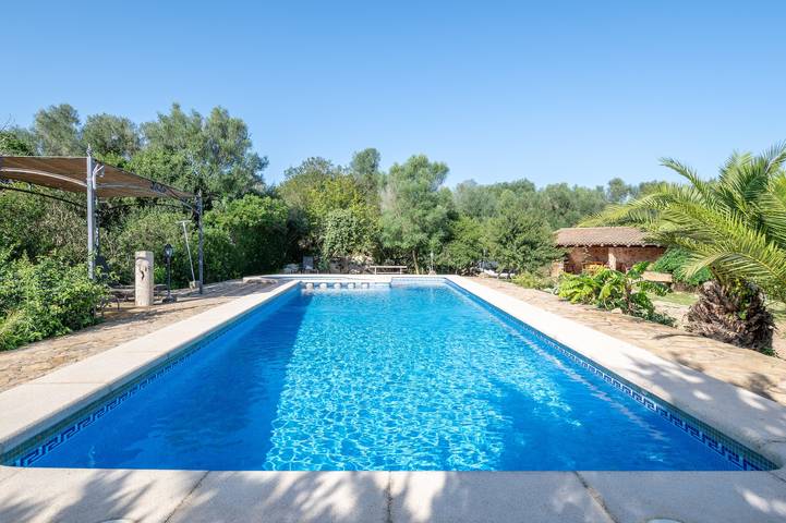 BnB für 2 Personen, mit Garten und Kinderpool in 