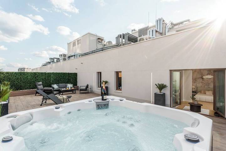 Apartamento de vacaciones para 2 personas, con balcón y jacuzzi - 1