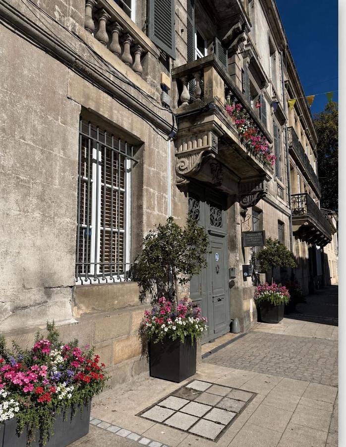 Gîte pour 2 personnes, avec piscine et jardin à Sainte-Foy-la-Grande - 2