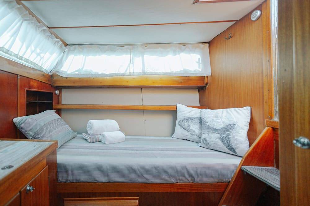Stay in a Yacht: Your Exclusive Retreat in Algarve in Albufeira, District de Faro