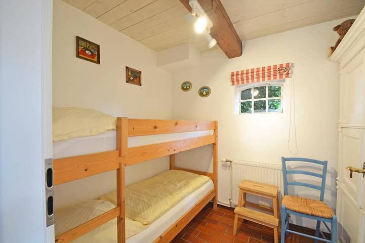 Ferienwohnung für 4 Personen, mit Terrasse und Garten in Süderende - 2