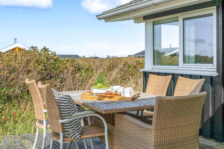 Ferienhaus für 8 Personen, mit Whirlpool und Terrasse sowie Sauna in Nørlev Strand - 2
