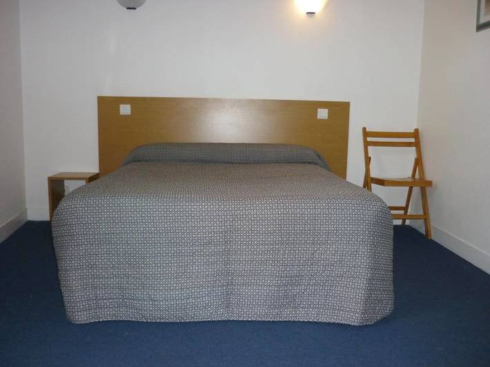 Hôtel pour 2 personnes, avec vue à Montbard - 3