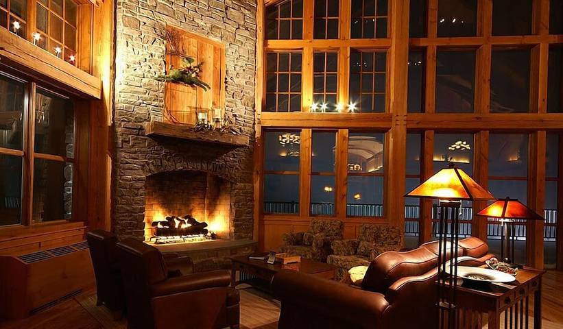 Vacation rental for 8 people, with hot tub and balcony as well as sauna in Snowshoe