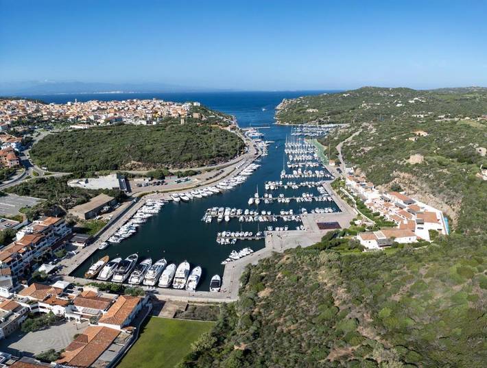 Boot für 6 Personen, mit Ausblick und Terrasse in Italien - 4