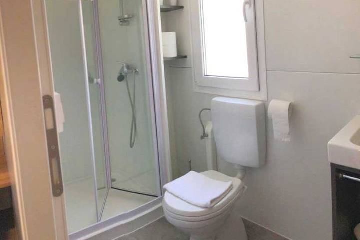 Camping für 5 Personen in Klenovica - 4