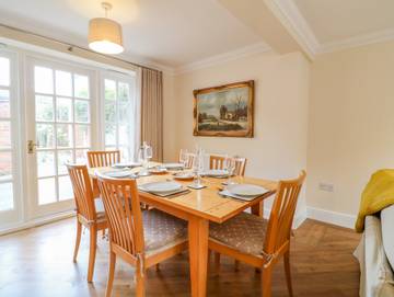 Cottage for 5 People in Staffordshire, Midlands, Photo 3