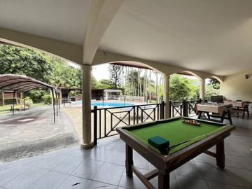 Maison d’hôte pour 2 personnes, avec jardin ainsi que piscine et terrasse à Saint-Benoît