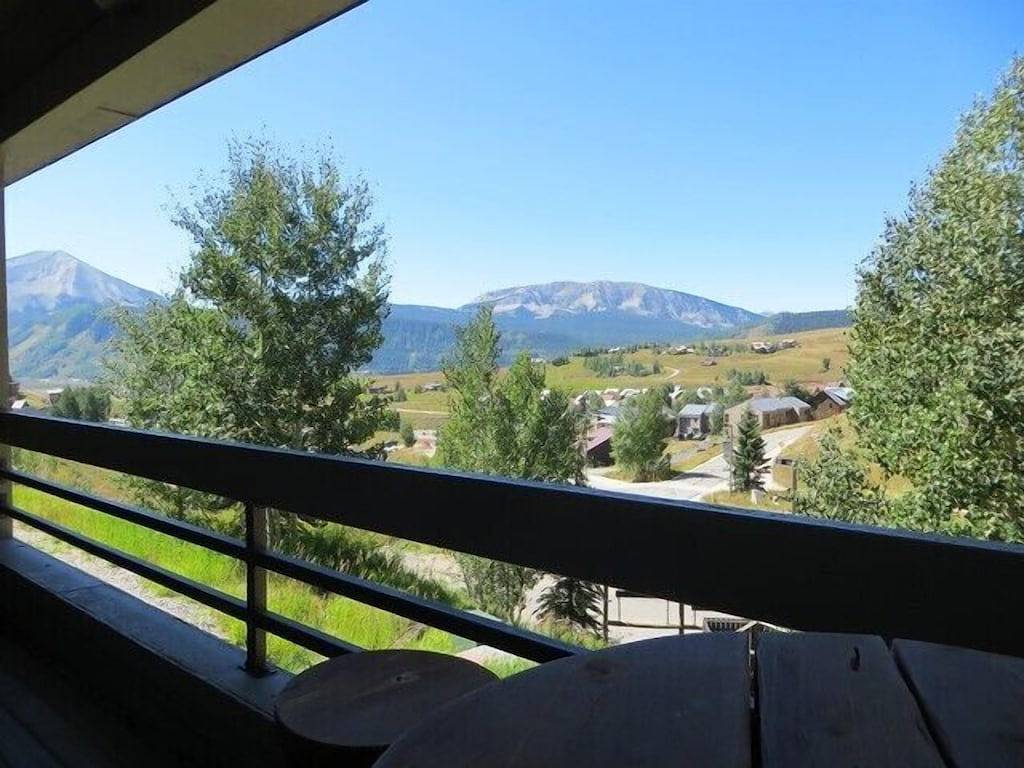 Ganze Wohnung, Comfortable Condo der Nähe von Pisten mit einem Hot Tub! in Mount Crested Butte, Crested Butte Mountain Resort