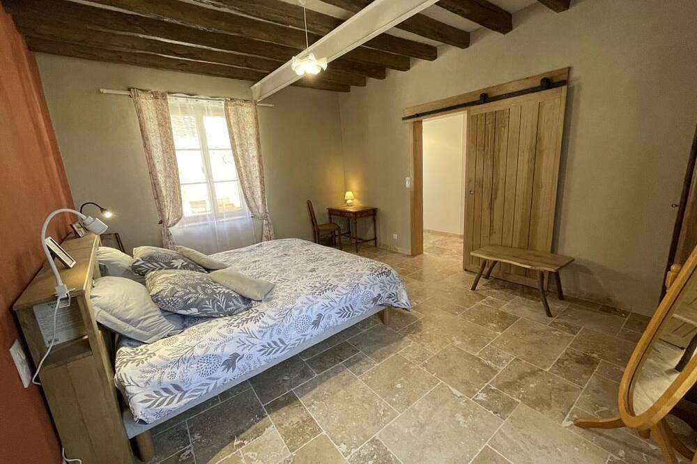 Superbe Gîte Éco-rénové au Calme, Proche Châteaux in Perrusson, Région de Loches