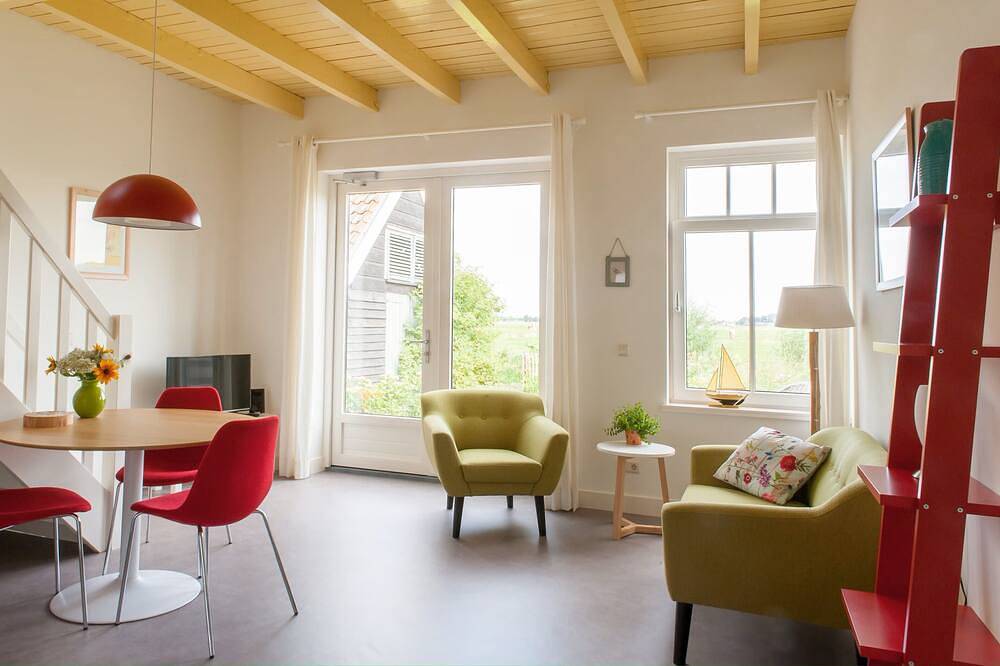Ganze Wohnung, Unobstructed view of meadow, near Leiden in Warmond, Groene Hart