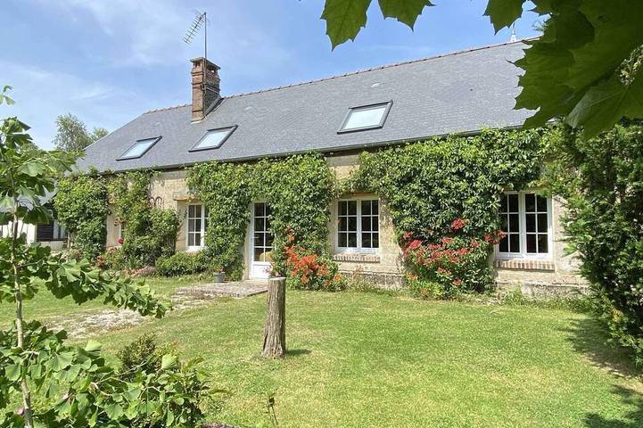 Gîte pour 8 personnes, avec Terrasse et Jardin