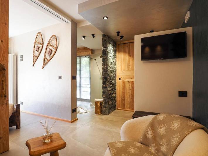 Hôtel pour 4 personnes, avec Balcon et Jacuzzi ainsi que Terrasse et Jardin à Vernante - 4