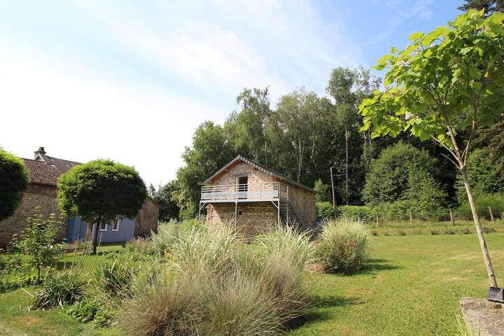 Cottage pour 2 personnes, avec jardin à Bersac-sur-Rivalier