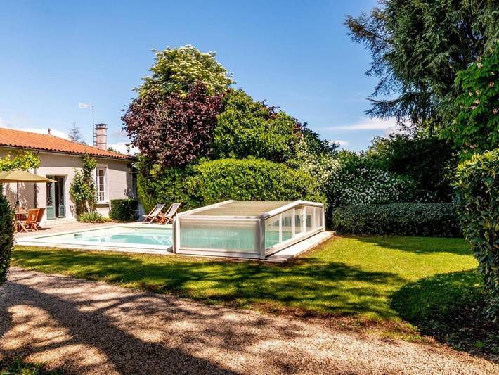 Location de vacances pour 4 personnes, avec jardin ainsi que piscine et terrasse à Atur - 3