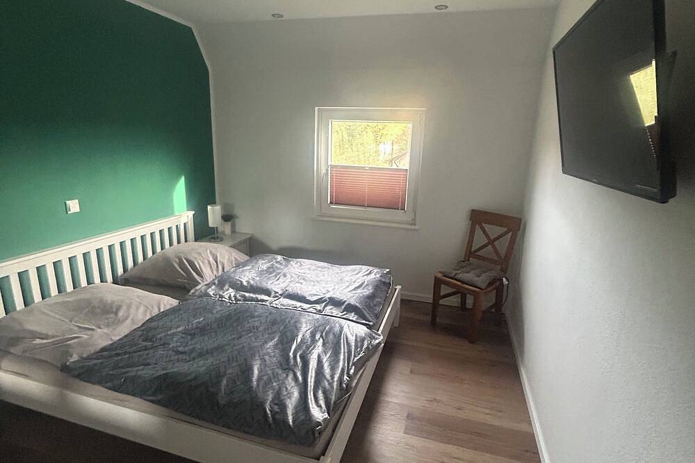 Ganze Wohnung, Gemütliche frisch renovierte Ferienwohnung in der Lüneburger Heide in Bergen (Niedersachsen), Landkreis Celle