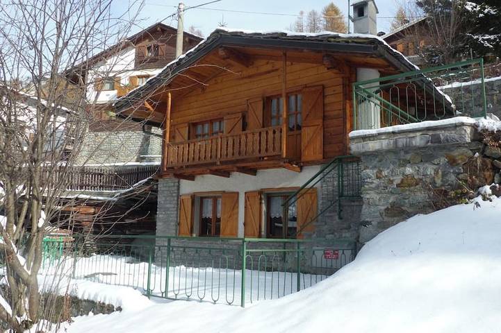 Chalet pour 3 personnes, avec balcon et jardin à Breuil-Cervinia