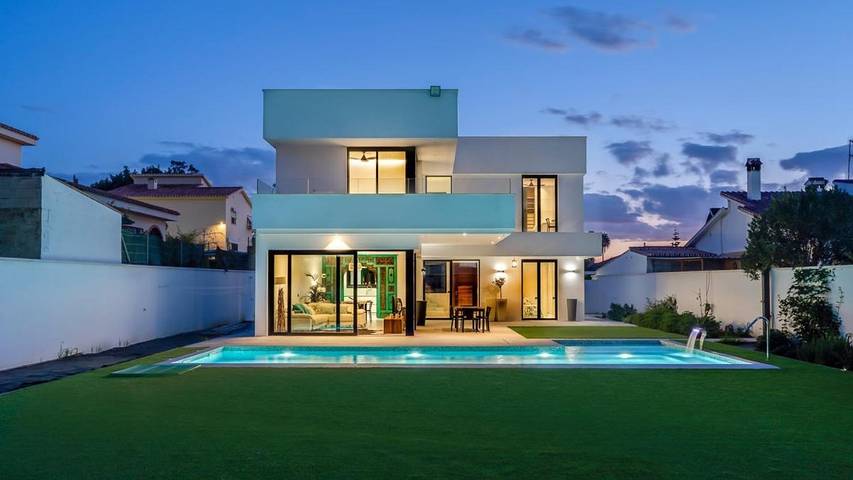 Casa rural para 9 personas, con vistas además de jardín y piscina en Rincón de la Victoria - 3