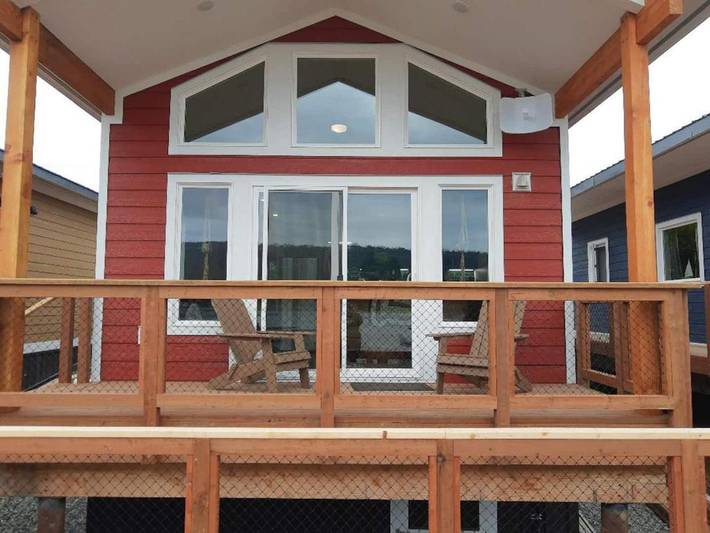 Natuurhuisje voor 2 personen, with terras and uitzicht op het meer as well as uitzicht in Alaska