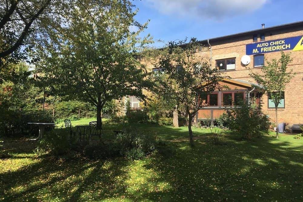 Ganze Wohnung, Kastanienblick in Ziethen, Vorpommern Greifswald