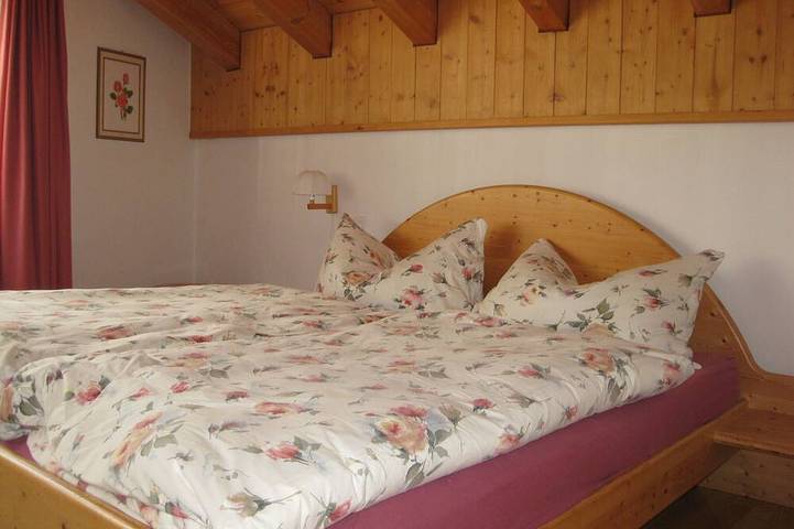 Ganze Wohnung, Heimelige 3-Zimmer Dachwohnung im Zentrum von Zermatt mit Matterhornblick in Zermatt, Walliser Alpen