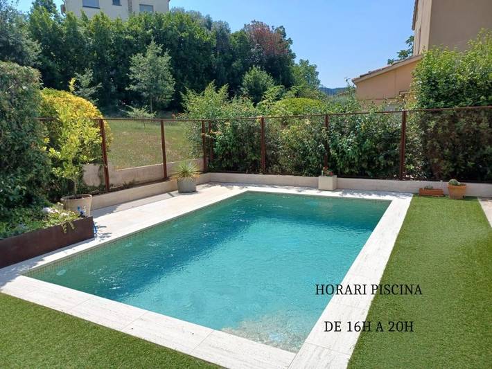 Gîte pour 3 personnes, avec jardin ainsi que terrasse et piscine à Banyoles - 4