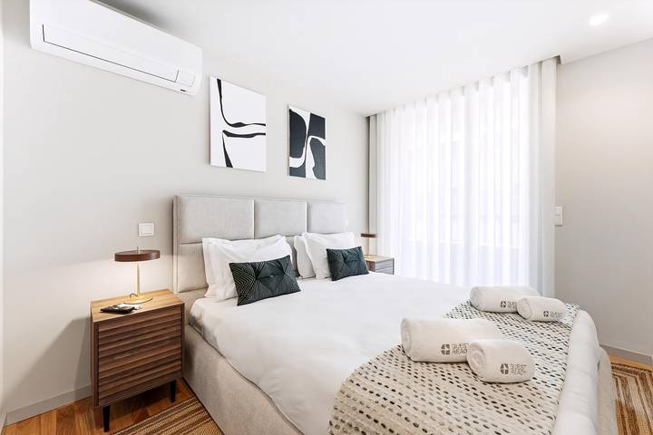 Appartement entier, Appartement de vacances pour 5 personnes avec balcon in Porto, District de Porto