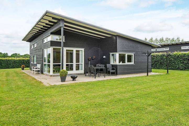 Ferienhaus für 6 Personen, mit Terrasse und Whirlpool in Råde Strand