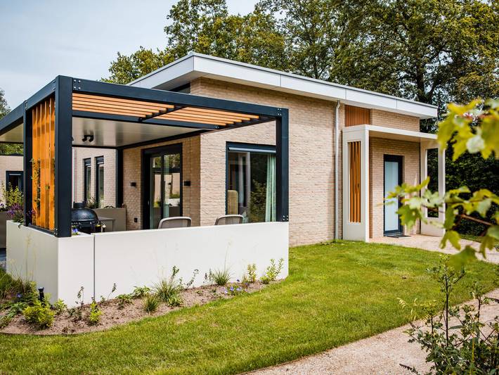 Ferienhaus für 8 Personen, mit Sauna und Garten sowie Pool und Terrasse in Gelderland