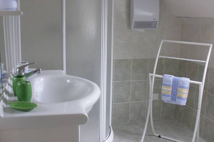 Gîte pour 4 personnes, avec jardin, animaux acceptés à Pleudihen-sur-Rance - 4