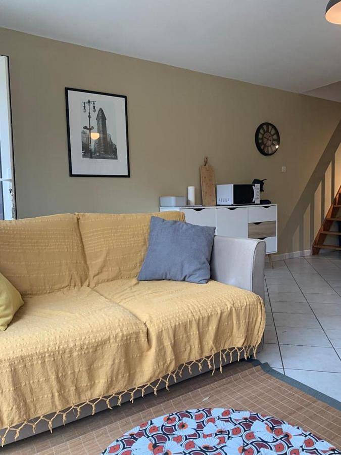 Location de vacances pour 4 personnes, avec jardin ainsi que terrasse et jacuzzi à Pommerit-Jaudy - 3