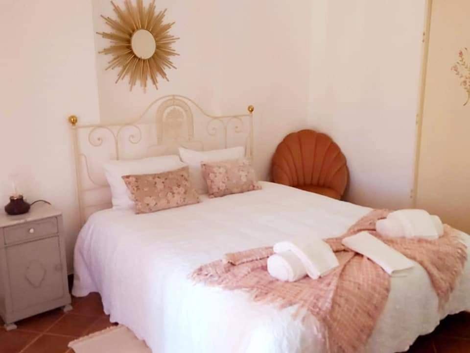 Apartamento inteiro, Four-Bedroom Deluxe Apartment in Moura, Distrito de Beja