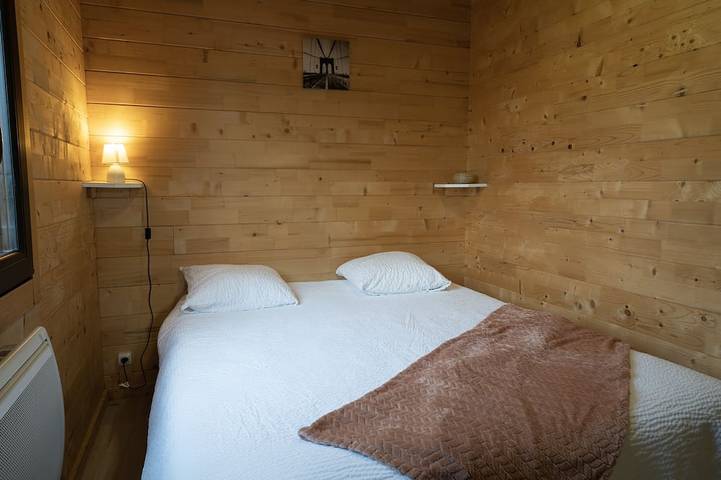 Gîte pour 8 personnes, avec terrasse et piscine, animaux acceptés à Chamberet - 4
