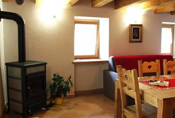 Casa Vacanza per 8 Persone in Comune di Fontainemore, Alpi Pennine, Foto 2