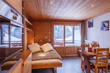 Gîte pour 4 personnes, avec sauna ainsi que vue et balcon, animaux acceptés dans Office de Tourisme du Grand Bornand
