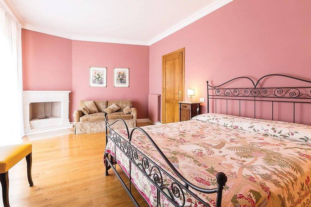 Bella casa a Orvieto Tr con piscina privata, utilizzabile sia all'interno. in Orvieto, Provincia di Terni