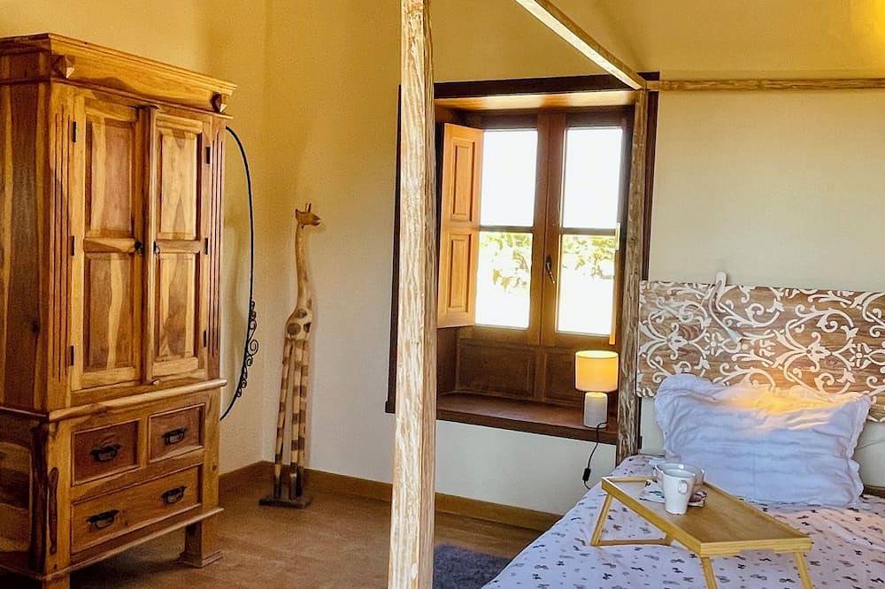 Typisch Canarische huis met uitzicht op zee, grote zonsondergangen en het strand in Piedra Playa, La Oliva