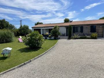 Chambre pour 2 personnes, avec terrasse et jardin en Charente-Maritime